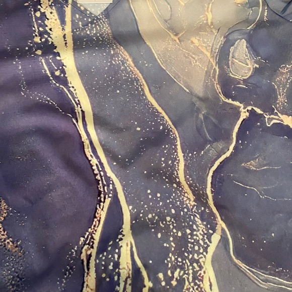 Lightweight dress xxl size pretty true to size nice ruffle sleeves - Picture 3 of 5